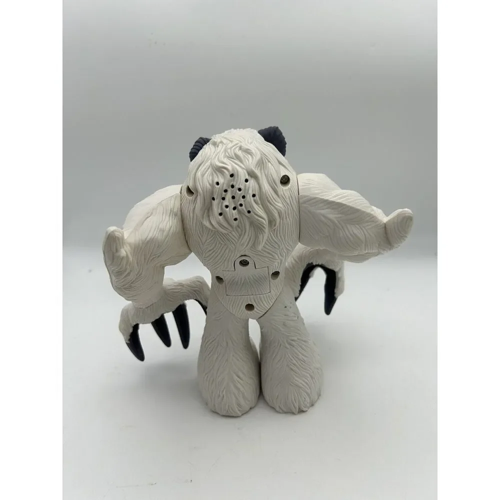 Matchbox Bellowing Mega Rig Abominable Snow Monster 7